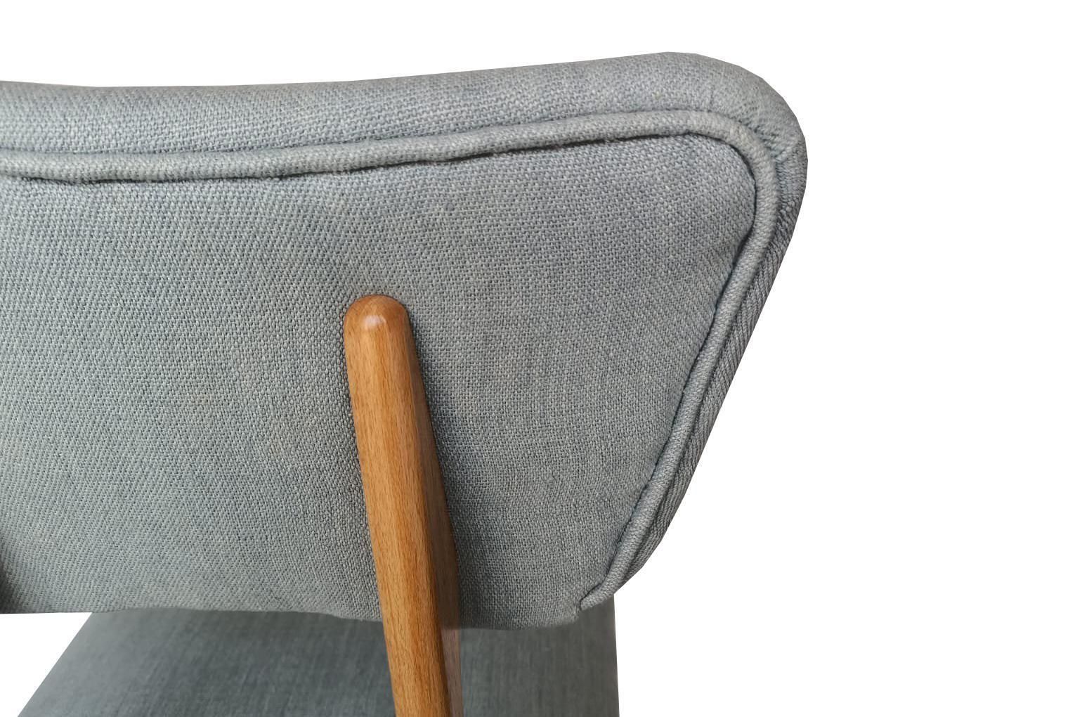 Mid Century Butterfly Chair, Orage Pierre Frey Linen, Oak Wood, Europe, 1960s photo vinterior