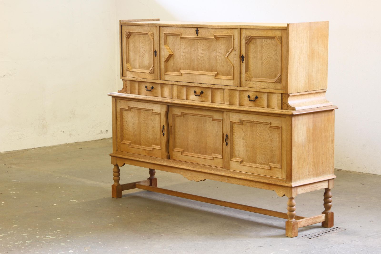 Vintage 1960s Oak Cabinet   Cupboard Style Of Danish Design Henning Kjærnulf photo for sale