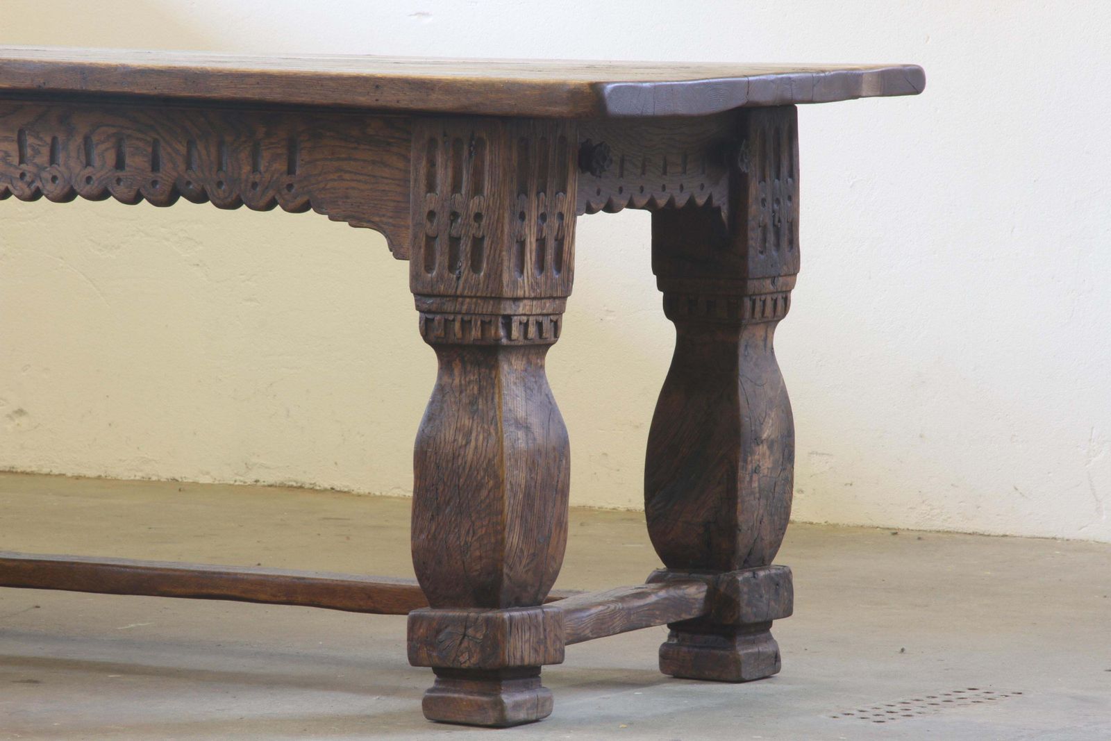 Large 17th Century Jacobean Style Baroque Farmhouse Refectory Table – Early 1900 photo for sale