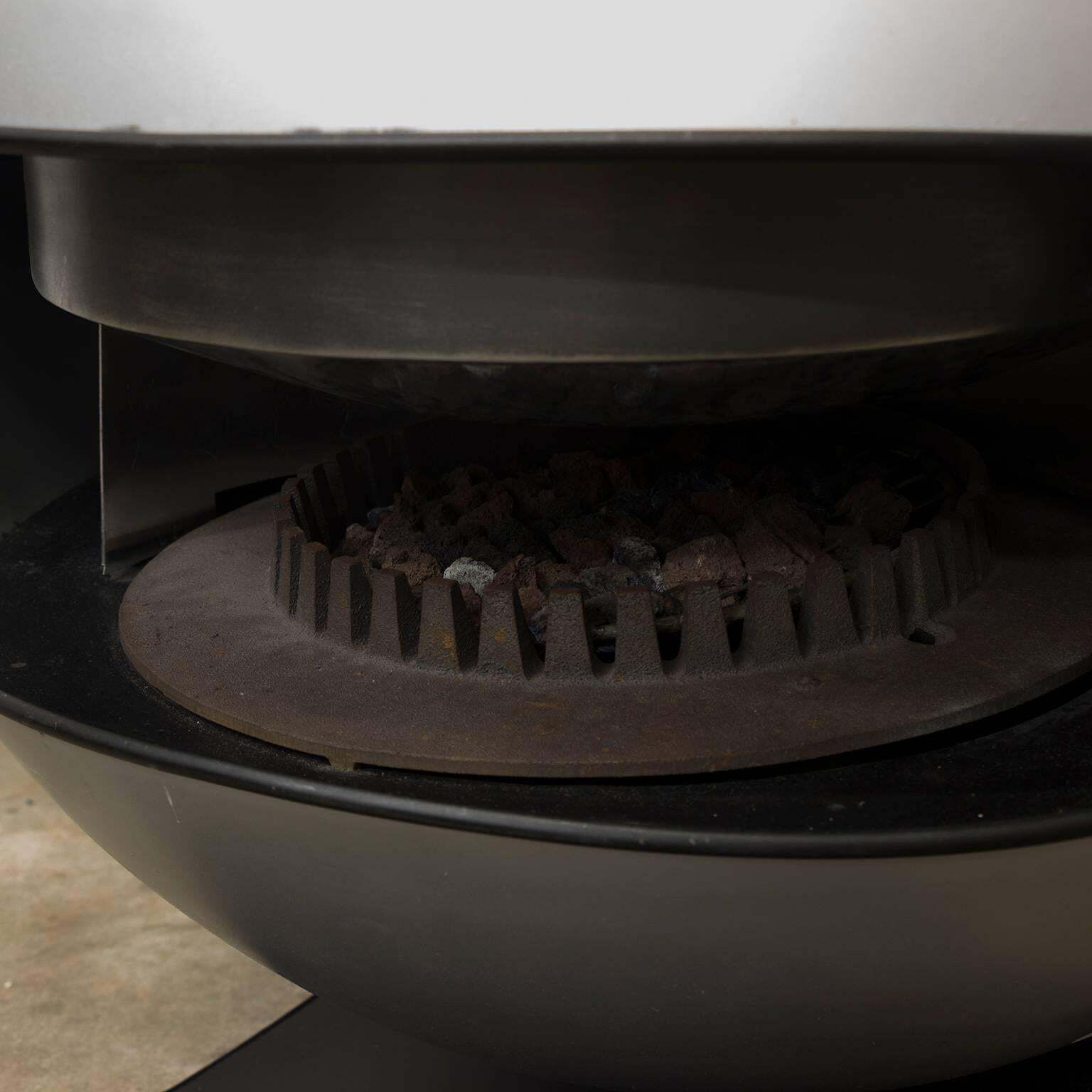 1965, Richard Wolthekker For Faber, Model Faber 2000, Stove In Mat Chrome Black photo buy