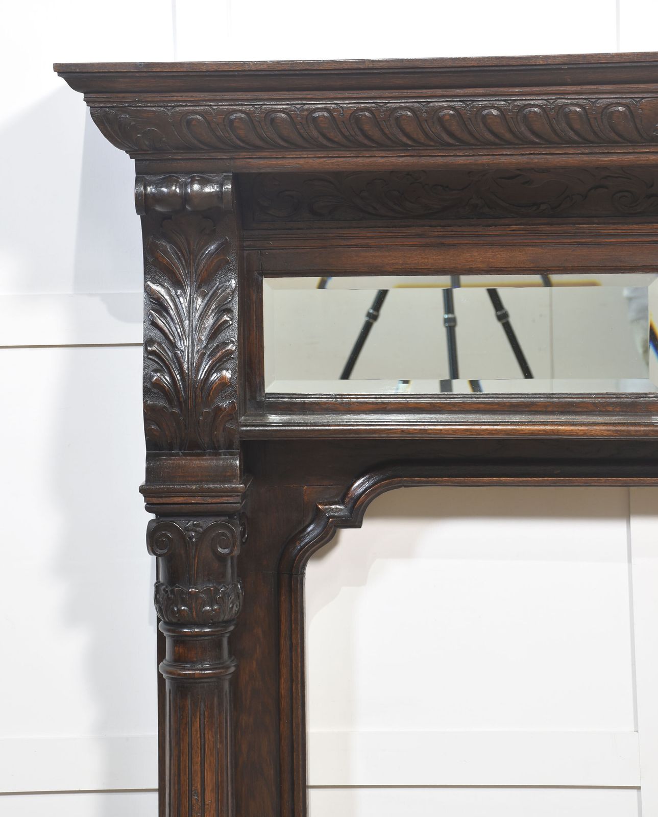 photo vinterior Carved Oak Fire Surround