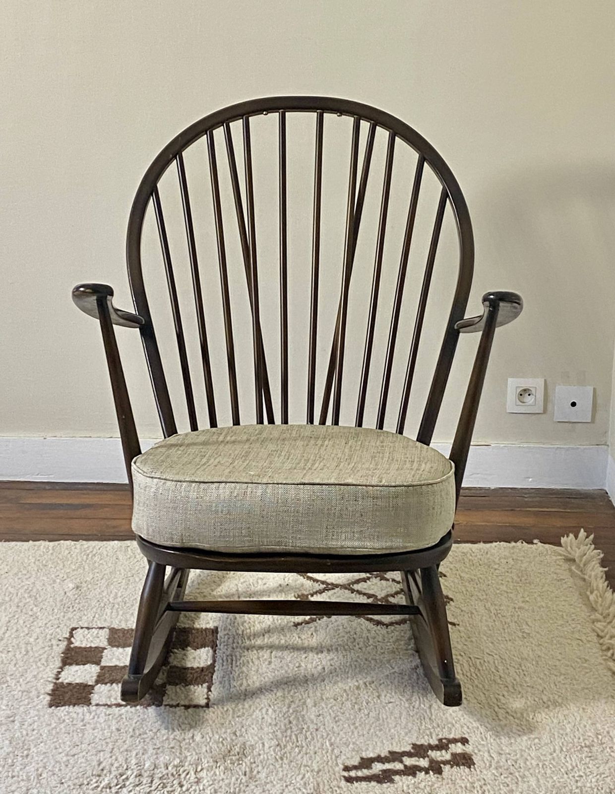 Rocking Chair Ercol, Lucian Ercolani, Year 1956 photo 713.0