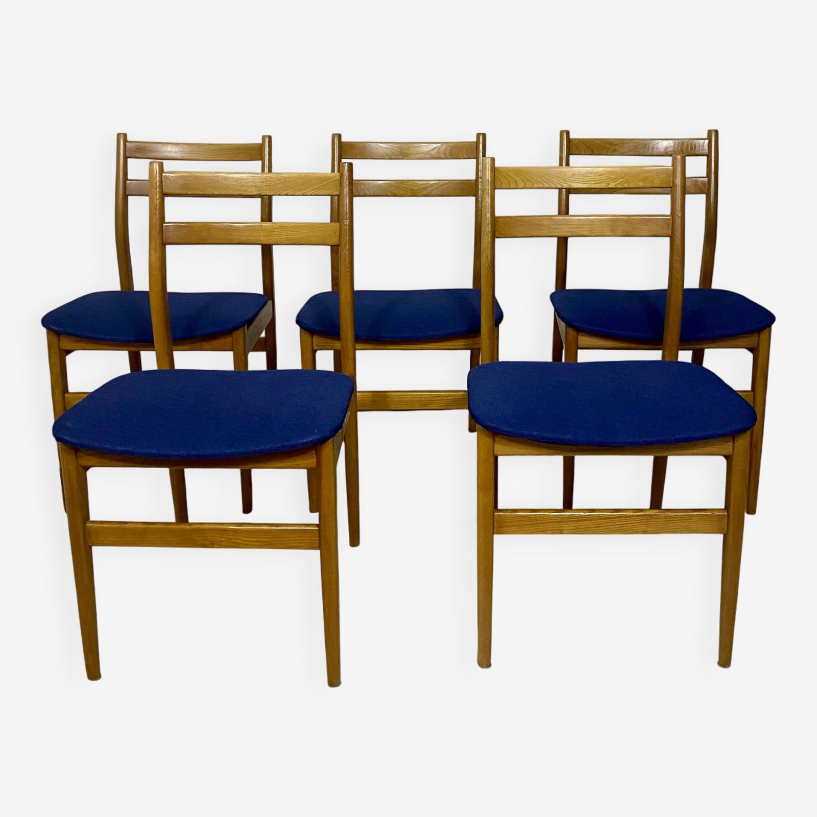 Set Of 5 Scandinavian Chairs From The Year .