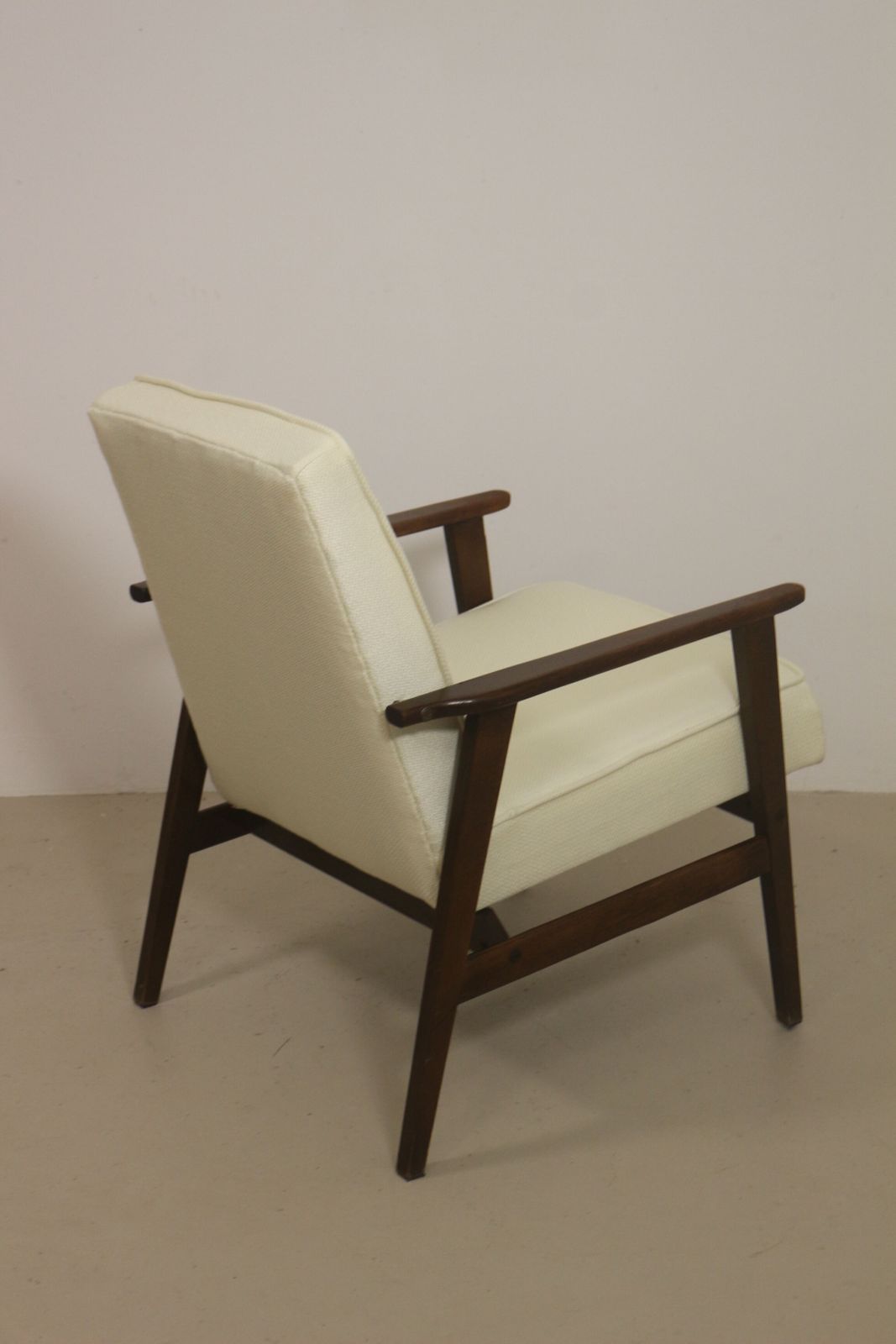 Henryk Lis 300 190 Armchair, 1970s. Ref. Sophia. photo vintage