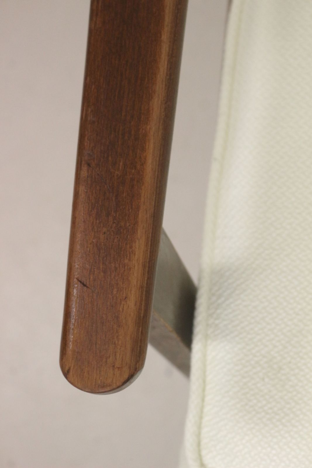 photo furniture Henryk Lis 300 190 Armchair, 1970s. Ref. Sophia.