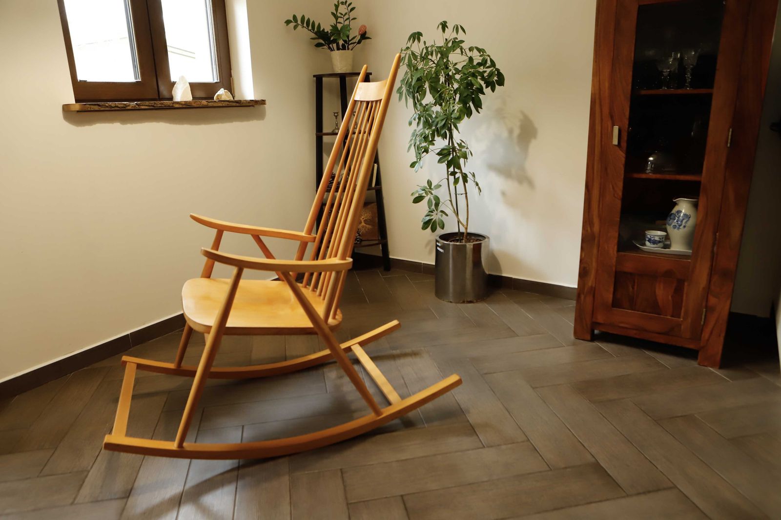 Varjosen Puunjalostus Rocking Chair photo Furniture