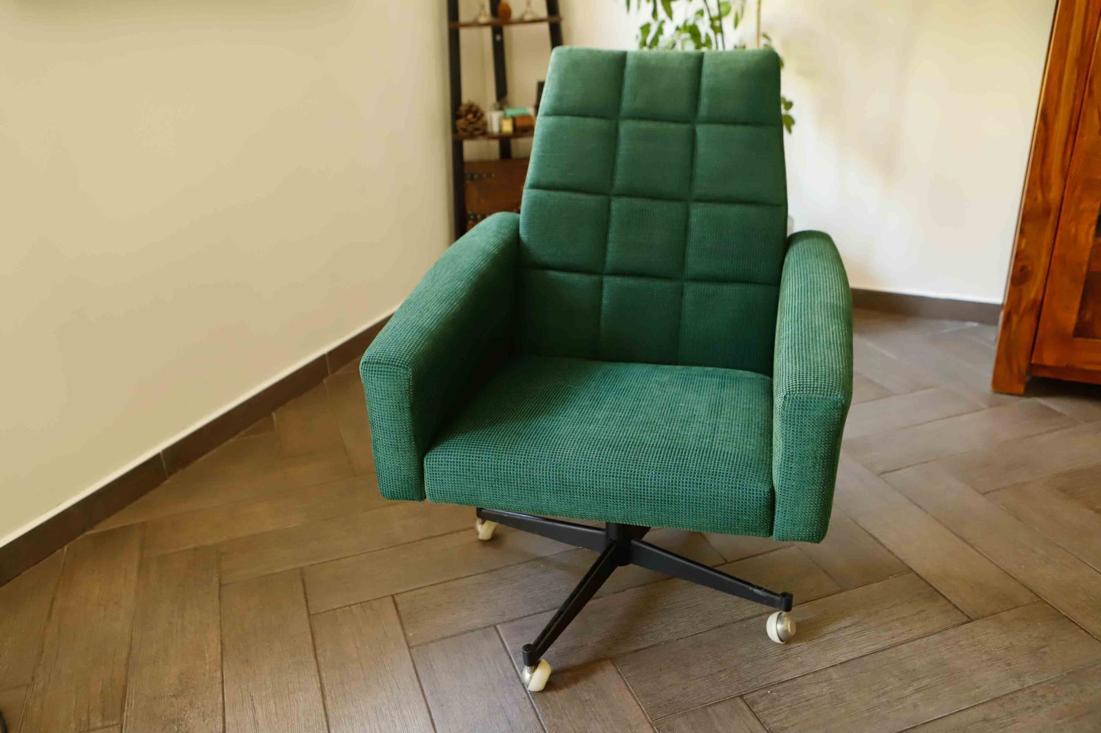 photo furniture Pair Of Retro Swivel Chairs On Casters