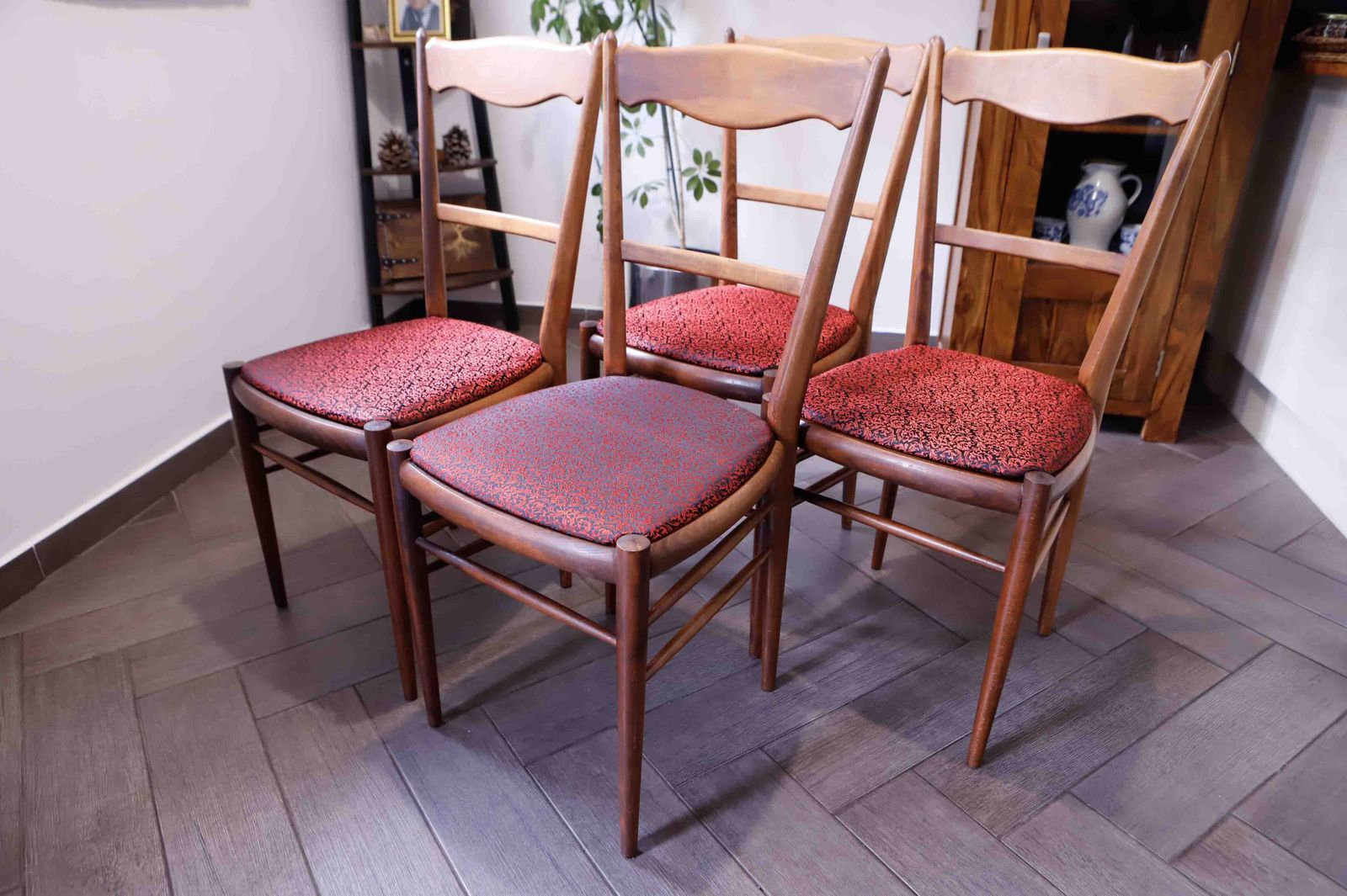 Set Of Retro Dining Chairs – Dřevotvar Jablonné Nad Orlicí photo for sale