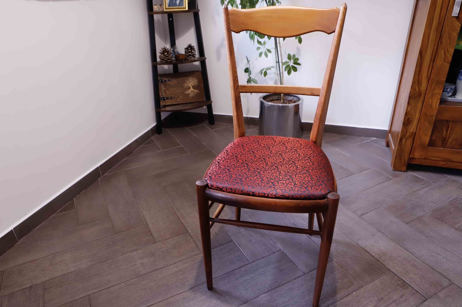 Set Of Retro Dining Chairs – Dřevotvar Jablonné Nad Orlicí photo vinterior
