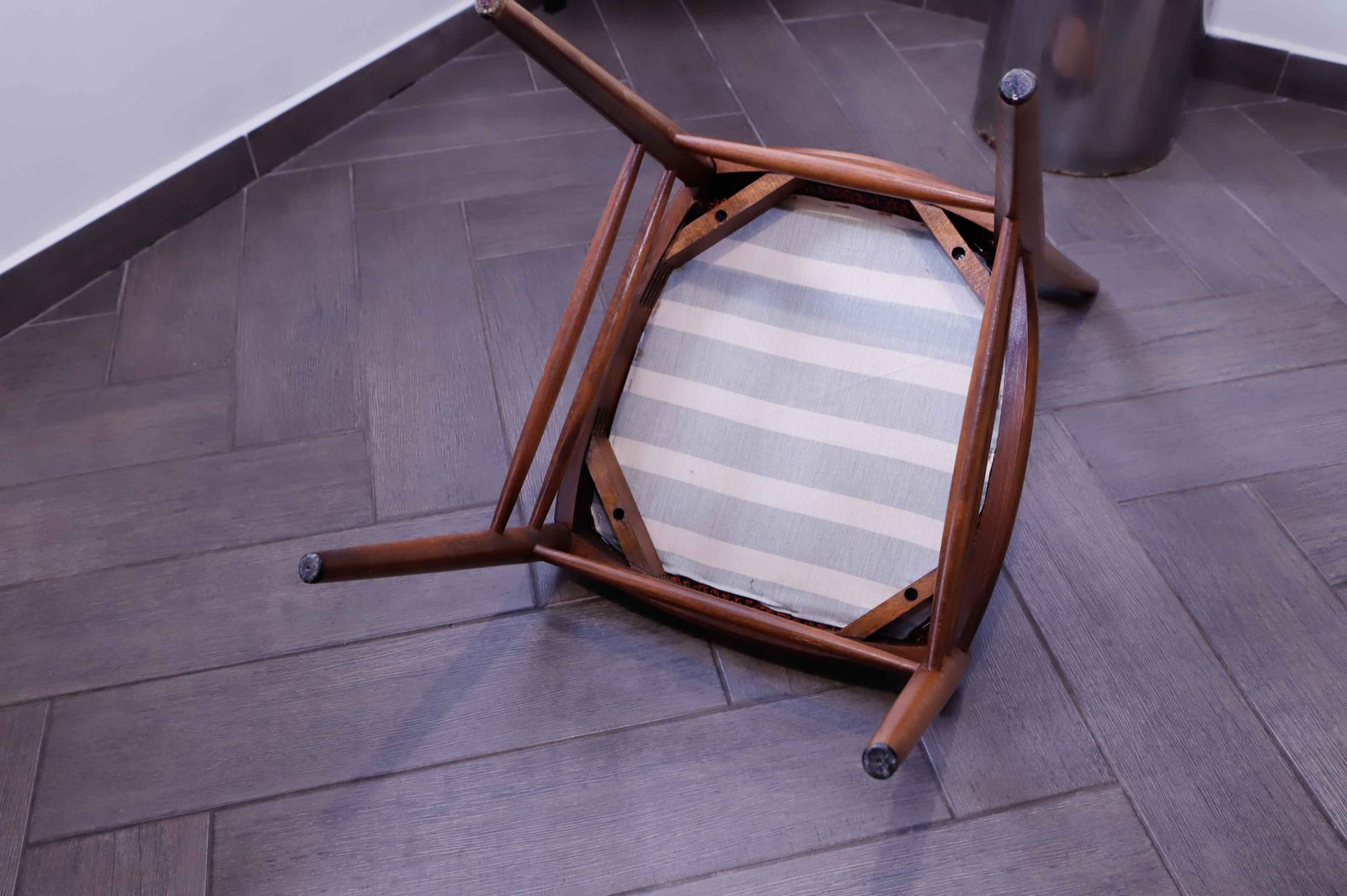 Set Of Retro Dining Chairs – Dřevotvar Jablonné Nad Orlicí photo vintage