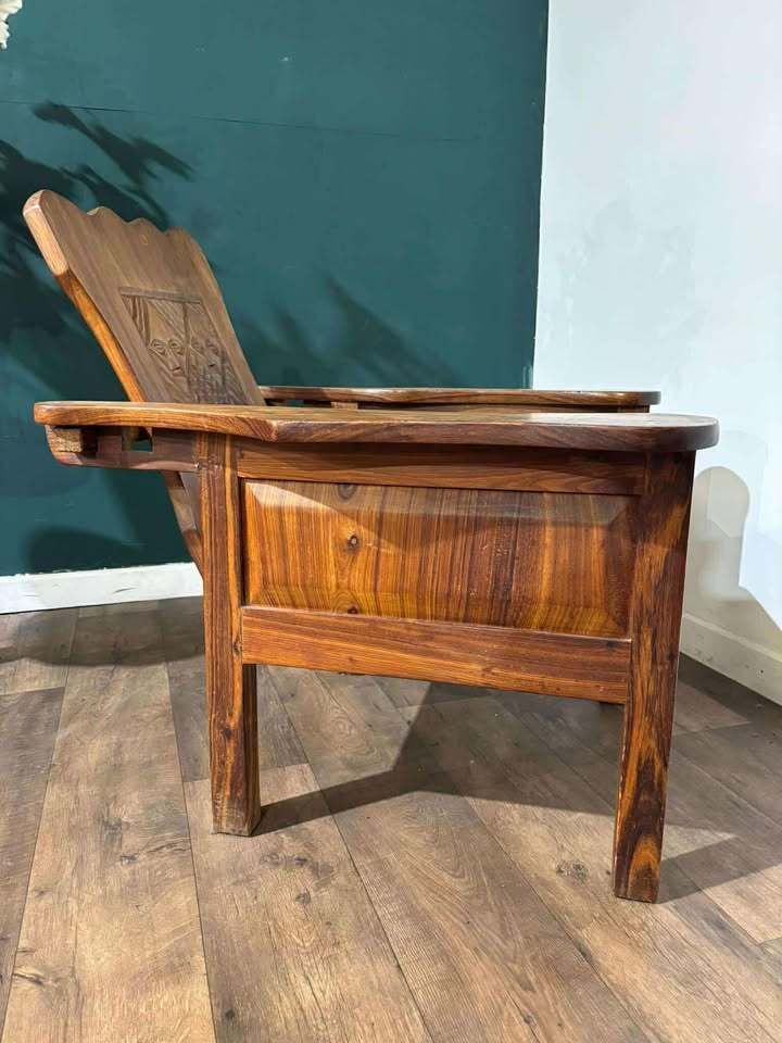 Adjustable Decorative Chair With Tribal Inspired Carvings photo vinterior