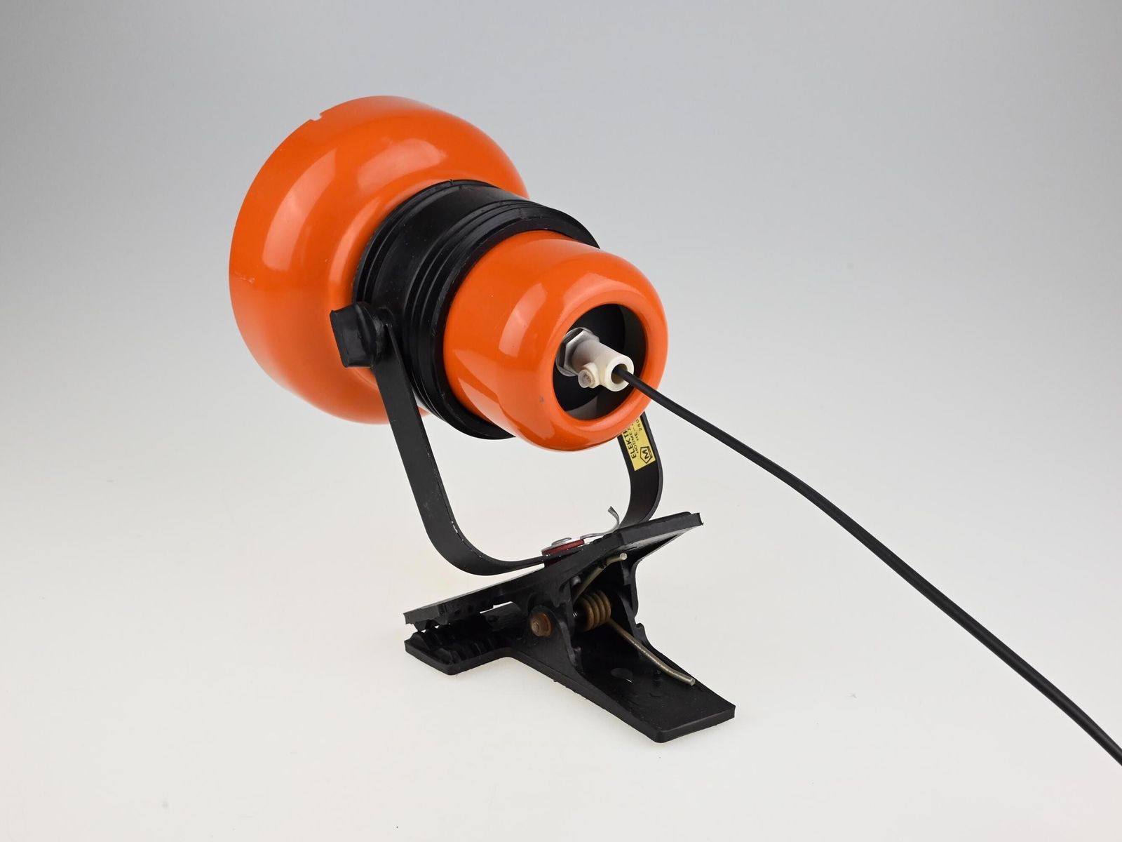 Mid Century Desk Lamp, Clip On Lamp, Desk Metal Lamp, Table Lamp, Desk Lamp, Bedside Lamp, Mid Century Lamp, Orange Lamp, Table Light photo vinterior