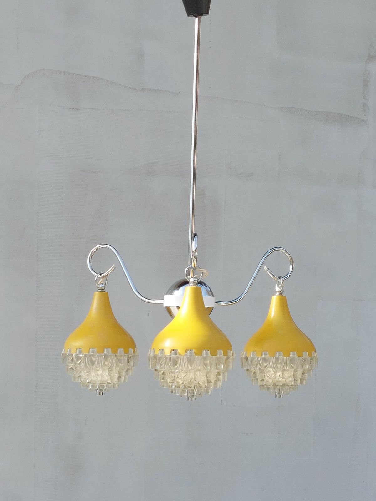 Retro Pendant Lamp /Retro Ceiling Light/Space Age Pendant Lamp/Space Age Chandelier/Mcm Pendant Lamp/Vintage Chandelier/Pineapple Shape/70's photo vintage