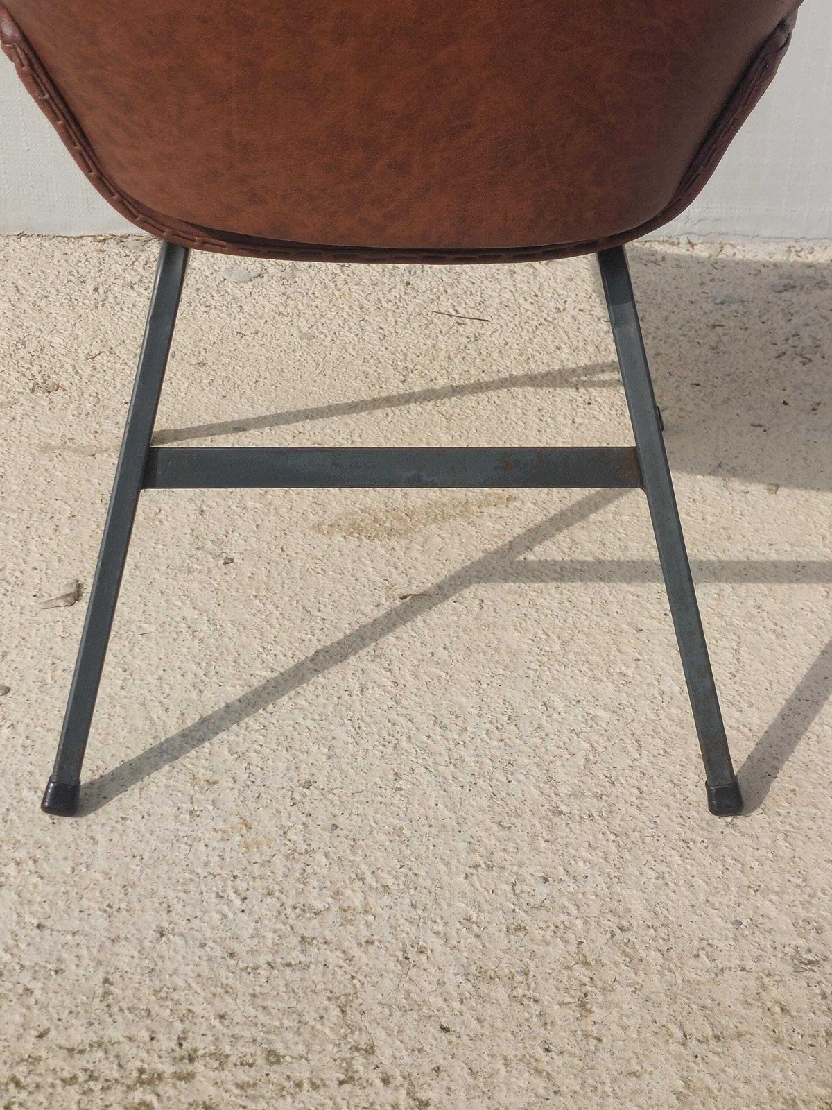 Industrial Designer Chair, Industrial Style, Shell Lounge Chair, Retro Lounge Chair, Mid Century Modern Office Chair, Niko Kralj, 1970's photo vintage