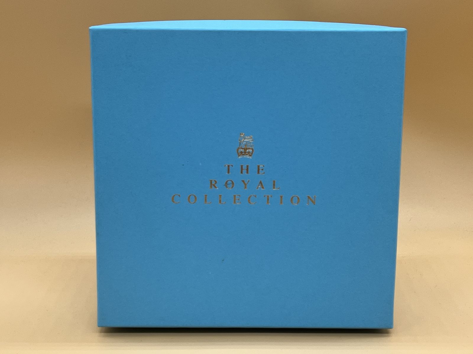 Royal Collection Queen Elizabeth Ll Golden Jubilee 1952   2002 Tea Cup And Saucer Duo In Original Box And Packaging. photo furniture
