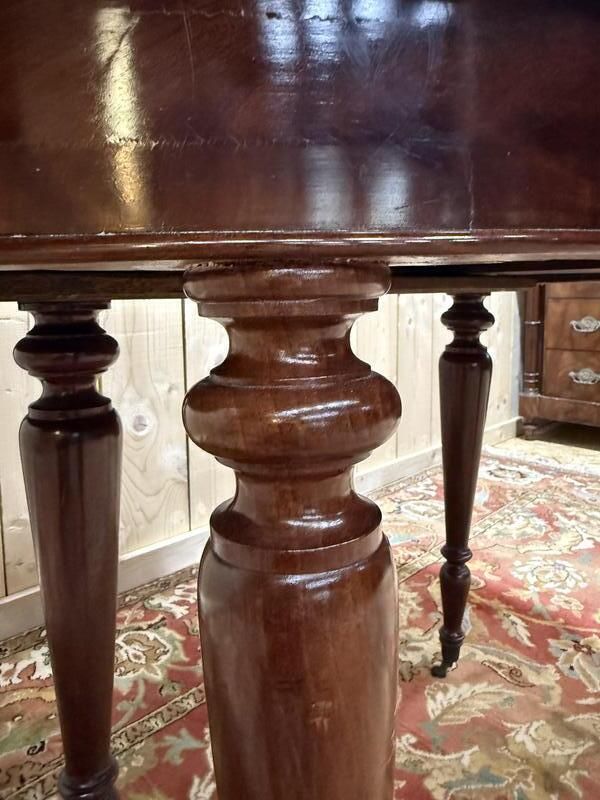 Table De Salle à Manger Ovale En Acajou Style Napoléon III   Anglaise photo for sale