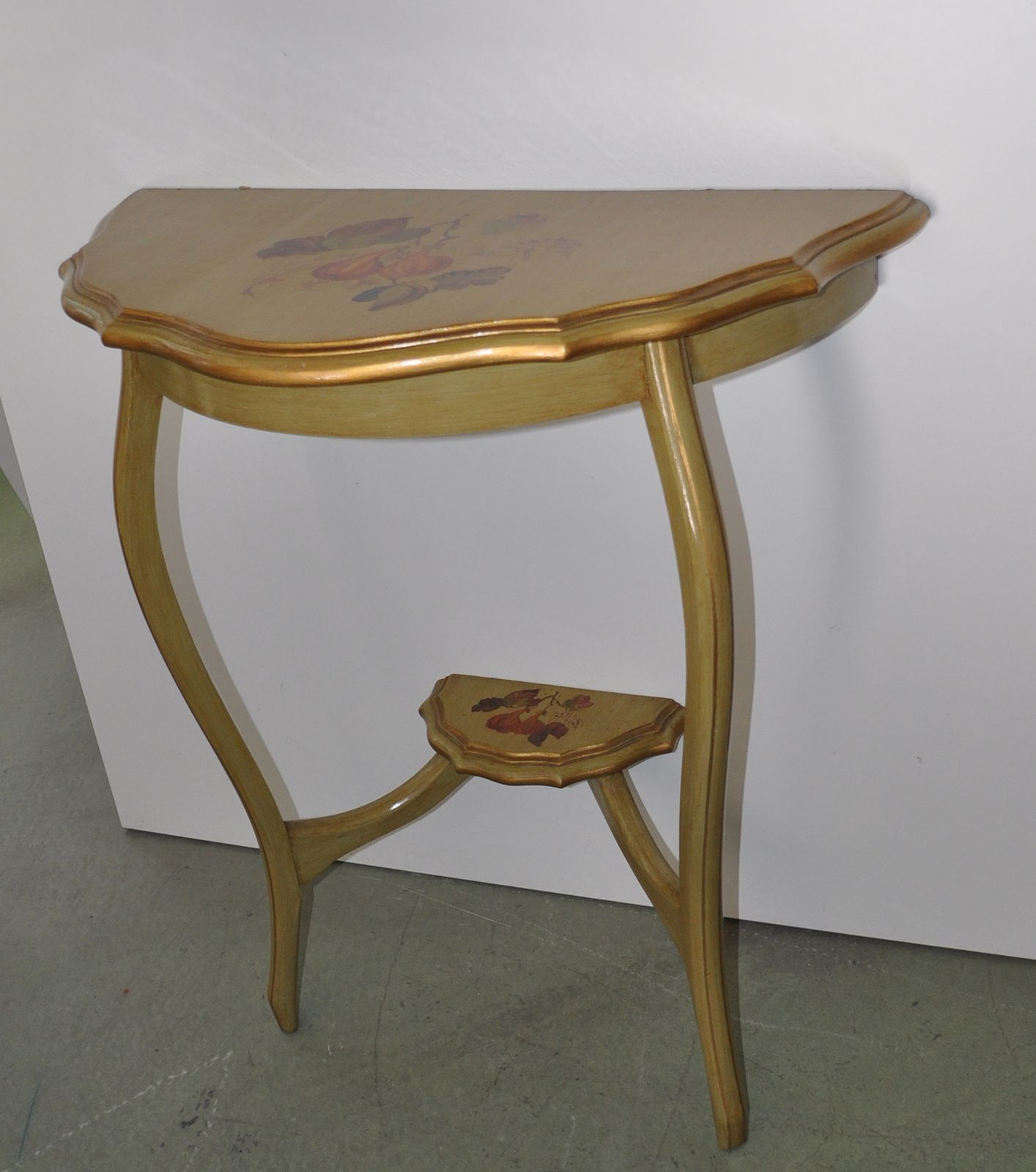 Charming Hand Painted Console photo 443.0