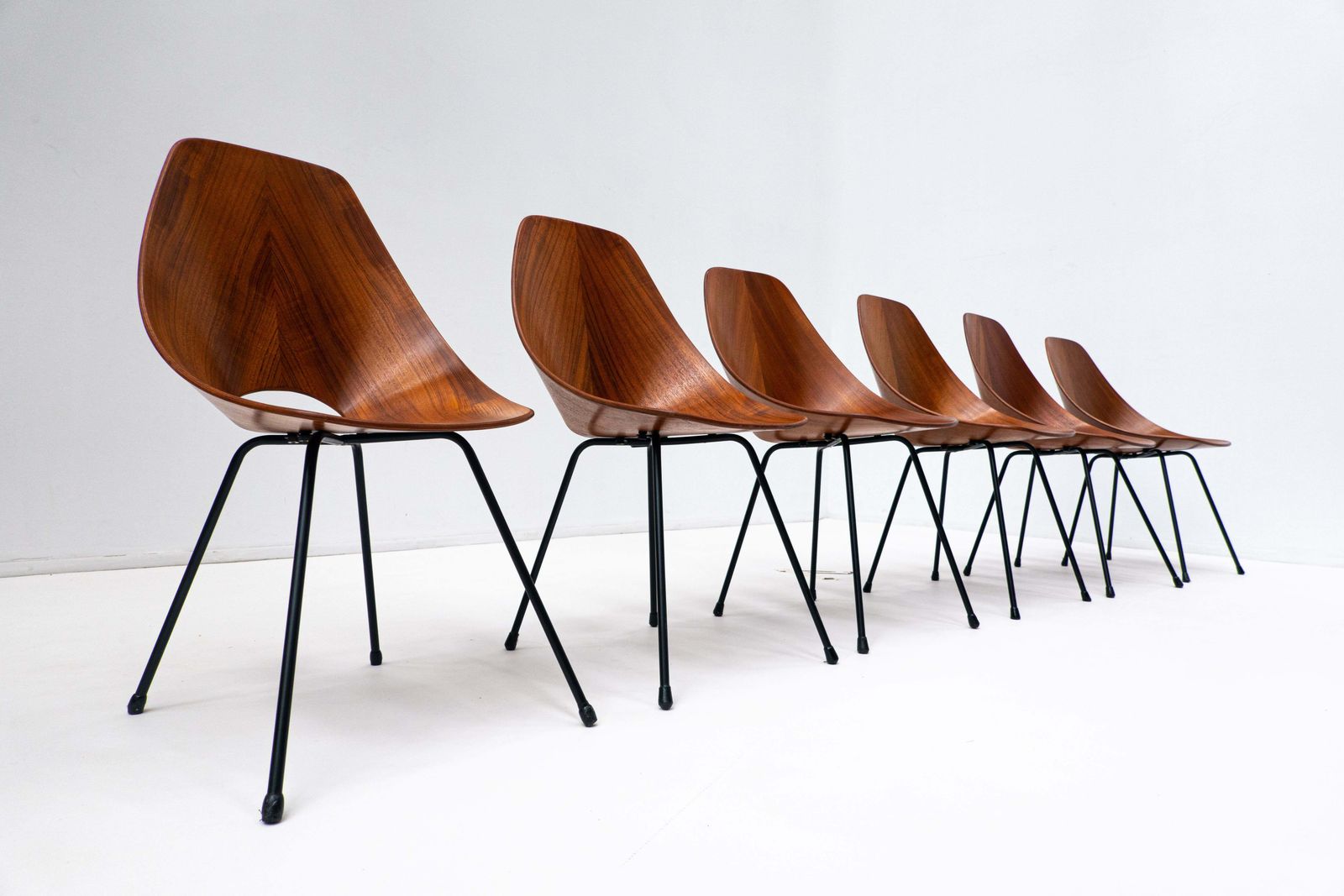 Set Of 6 Mid Century Chairs By Vittorio Nobili For Fratelli Tagliabue, Italy photo furniture