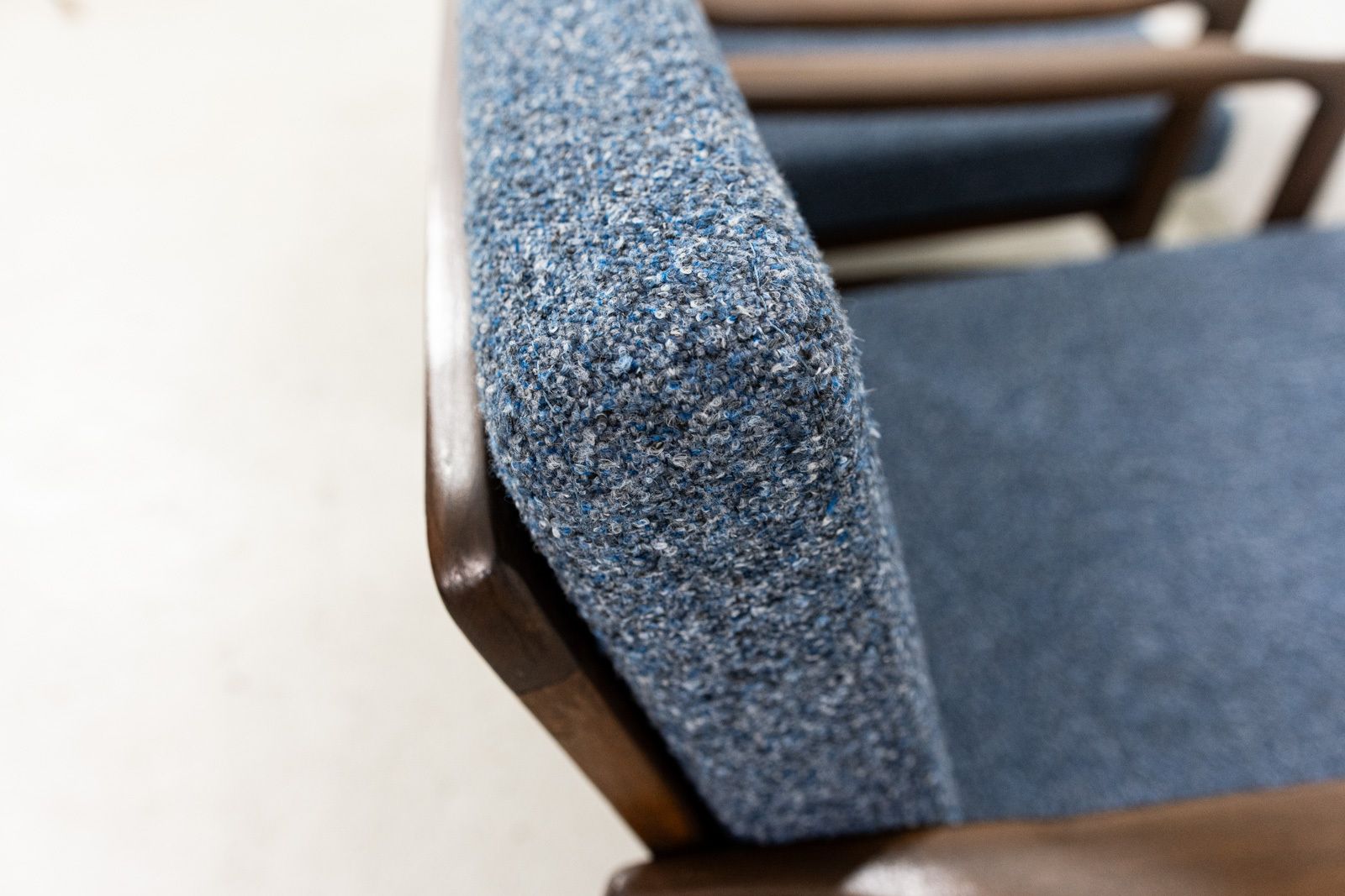 Mid Century Lounge Chair, B7522 By Zenon Bączyk, Poland, 1960's photo vinterior