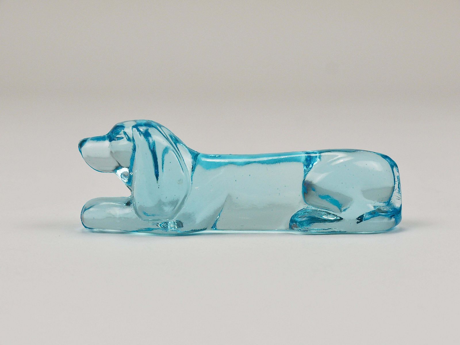 456.0 6 French Art Deco Dachshund Basset Hound Knife Rests, Light Blue Glass, 1930s photo