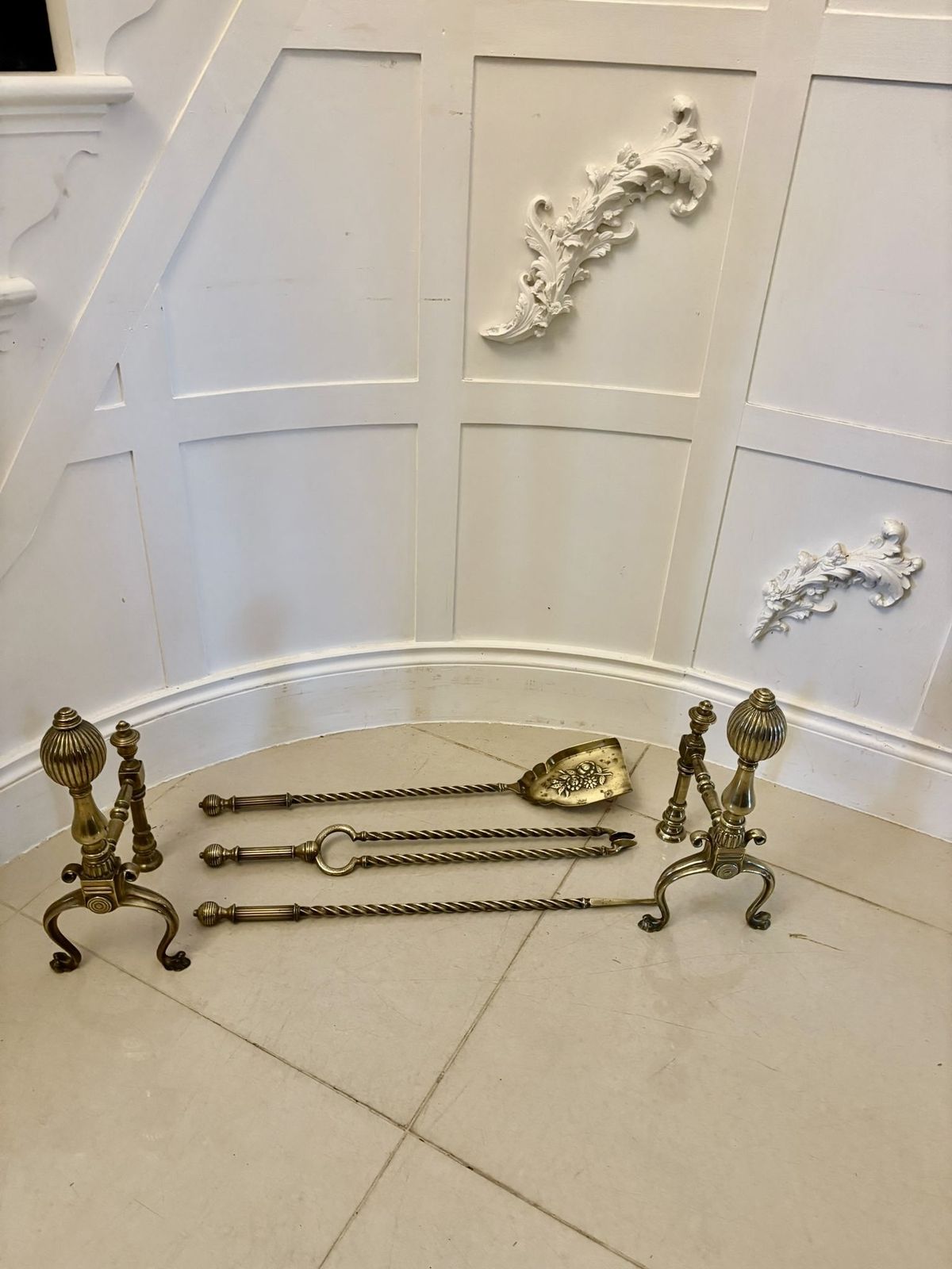 Set Of Quality Antique 19th Century Brass Fire Irons And Dogs photo vinterior