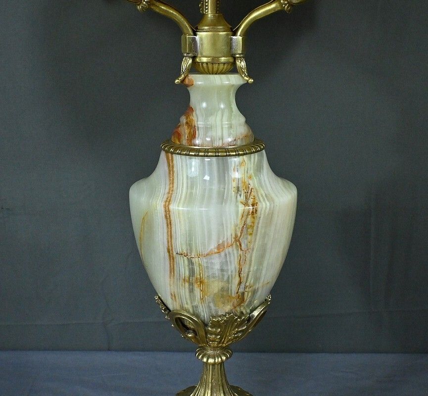 photo buy Important Onyx And Bronze Lamp, Louis XVI Style – 20th Century