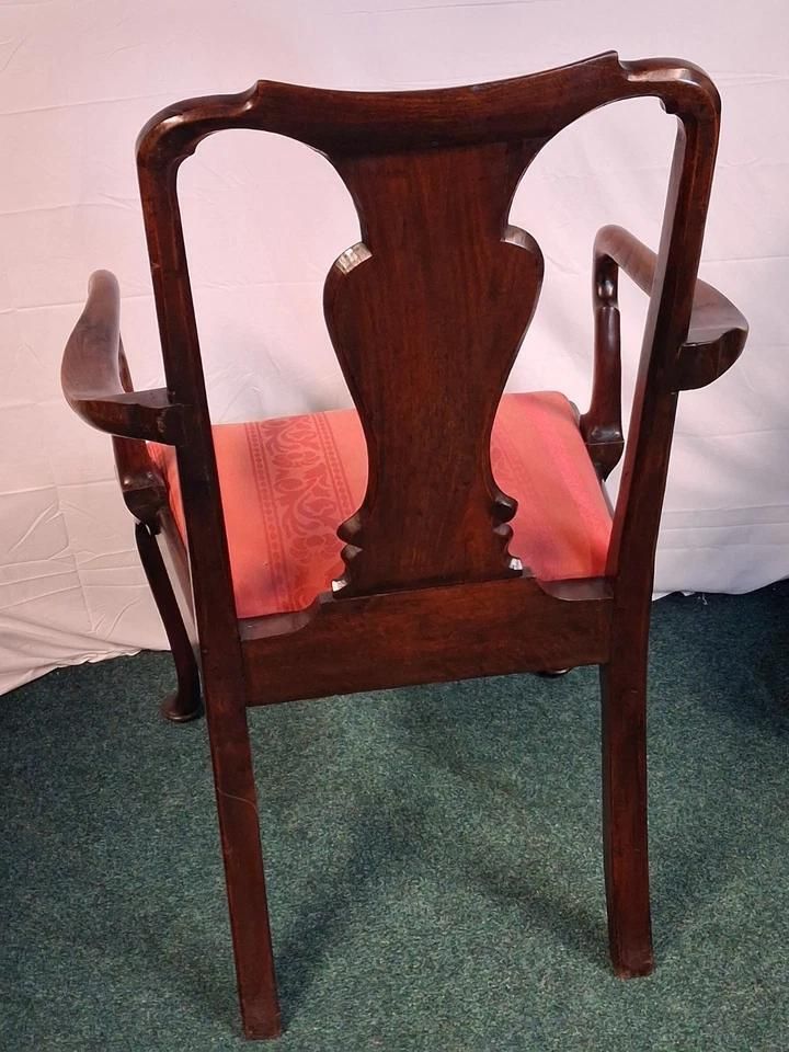 Antique Queen Anne Style Chair photo vinterior