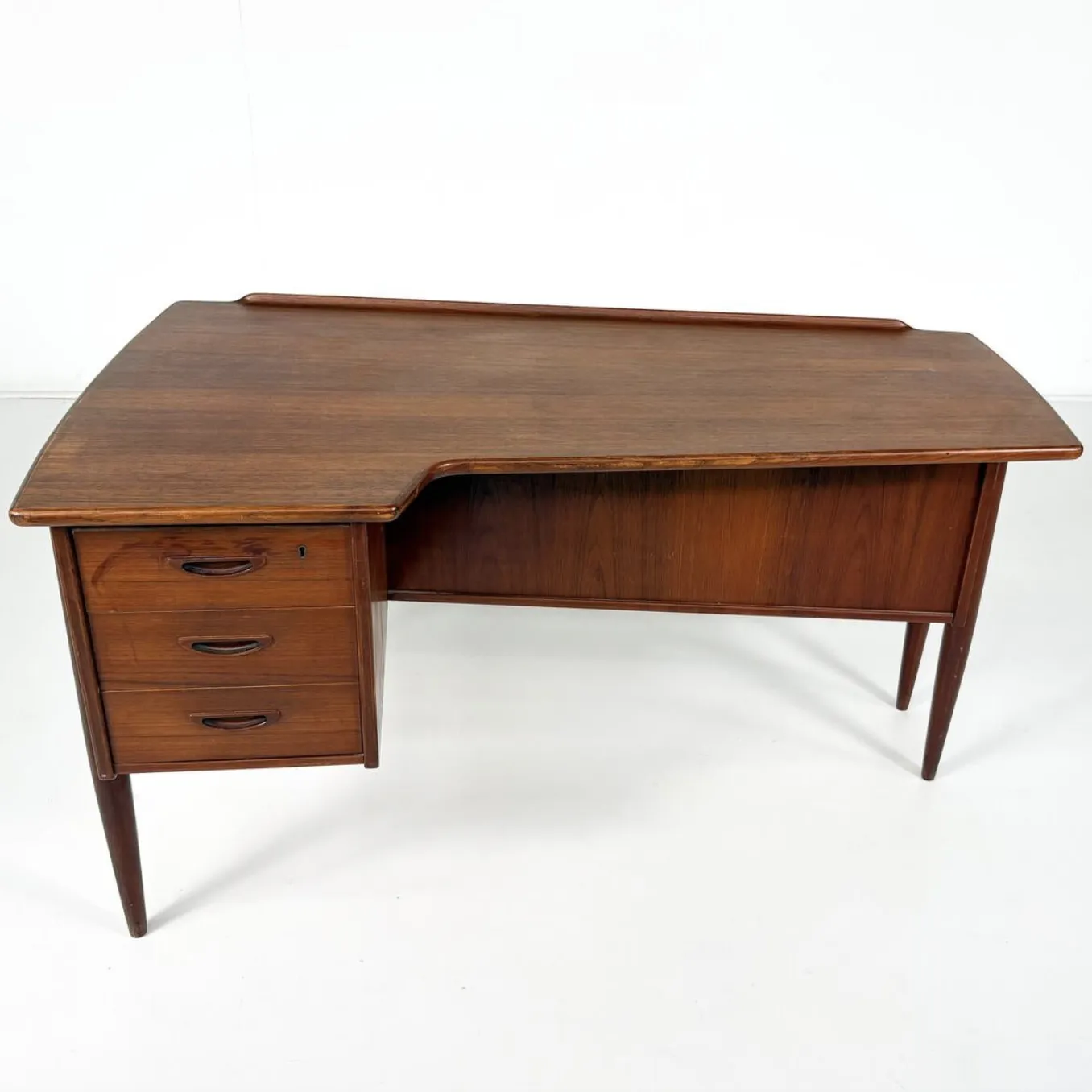 photo for sale Boomerang Desk A10 By Göran Strand For Lelangs Möbelfabrik, 1960s