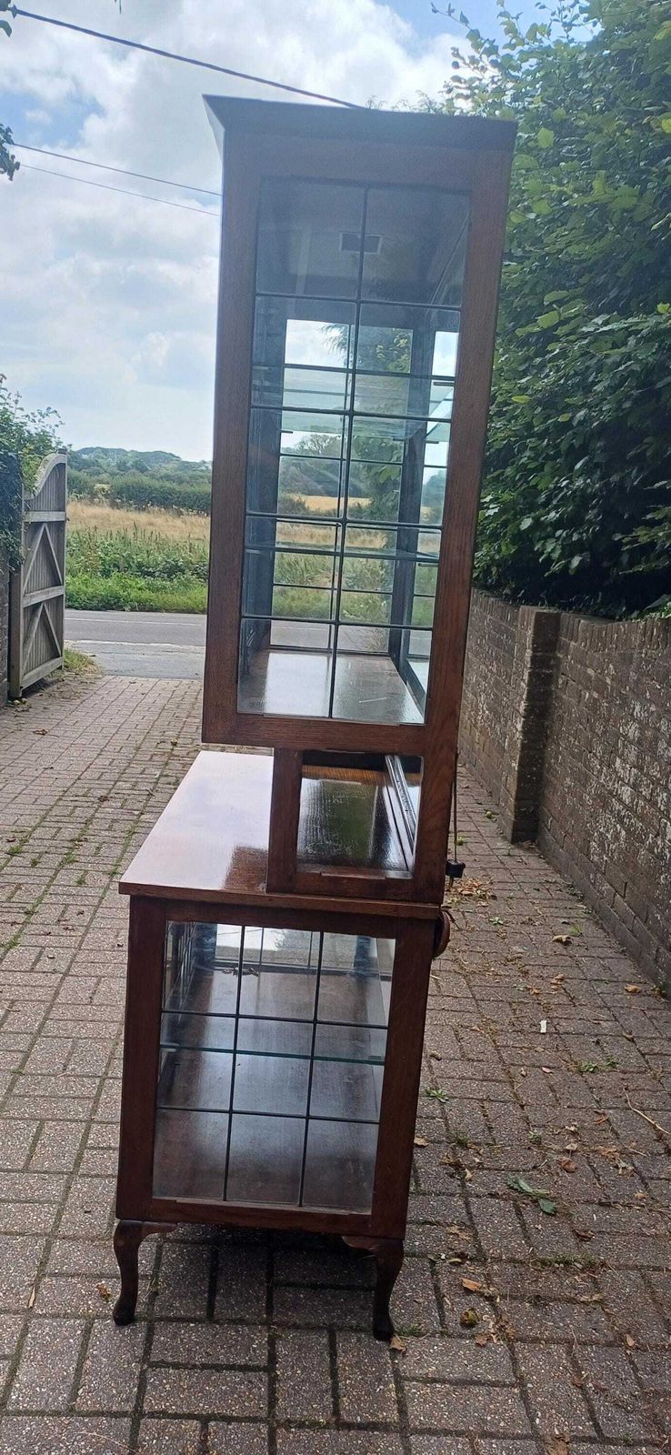 photo furniture Massive Antique Arts & Crafts Oak Display Cabinet Leaded Glass Bookcase With Mirrored Back Glass Shelves Shopfitting