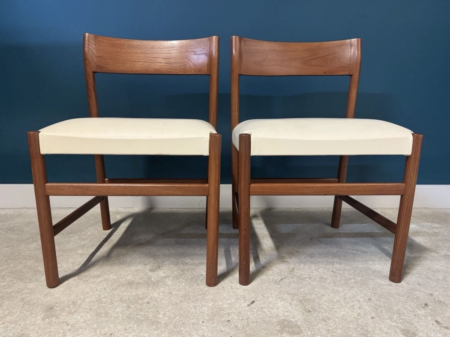 “Model 9” Dining Chairs Designed By Arne Halvorsen For L.Jacobsen Mobelsnekkeri