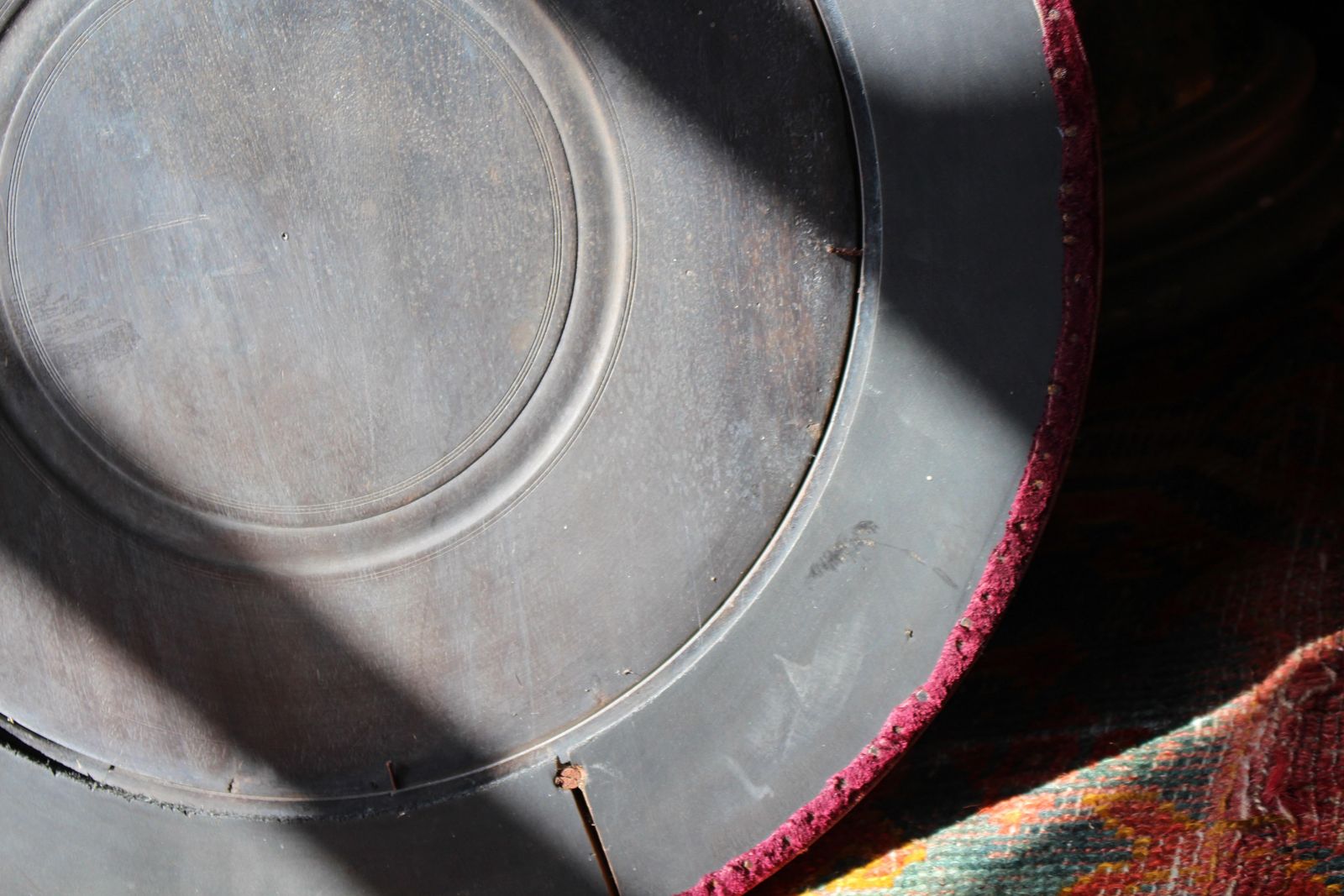 914.0 19th Century Faded Velvet Foxed Mercury Convex Country House Mirror photo