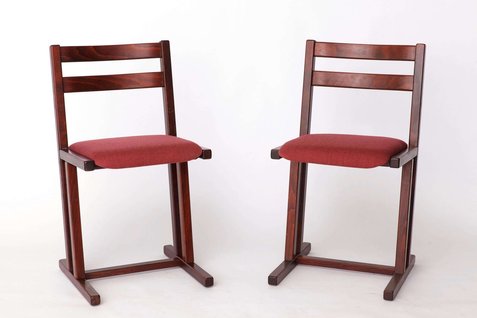Pair Of Vintage Casala Dining Chairs – Mid Century German Design, Beechwood Frame, Cherry Red Upholstery, 1950s 1960s
