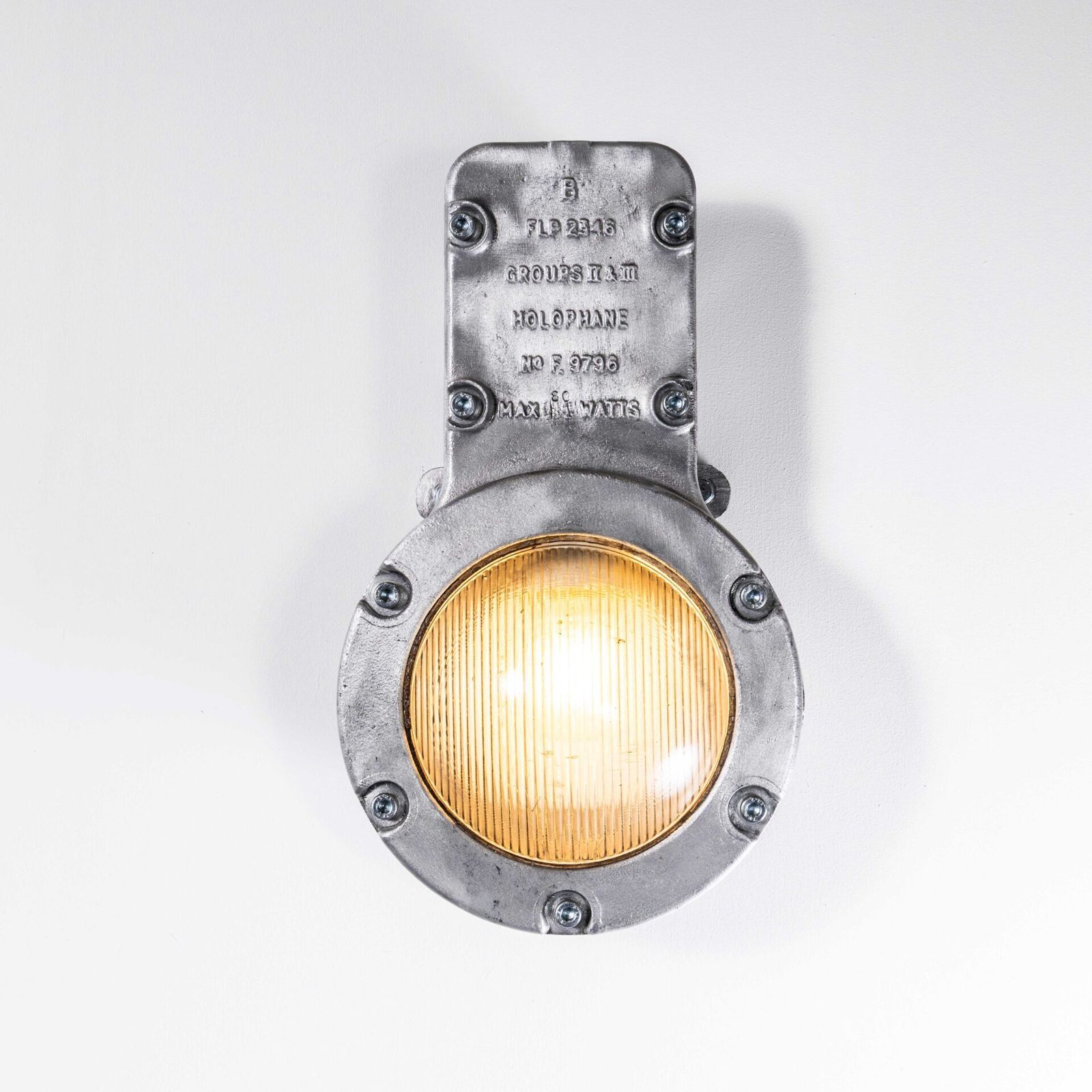 1950’s Holophane Large Cast Bulkhead Lamp photo vinterior