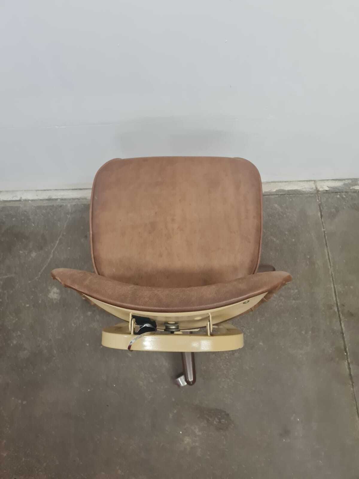 Mid Century Modern Swivel Office Chair By United Chair Co., 1950s photo vinterior