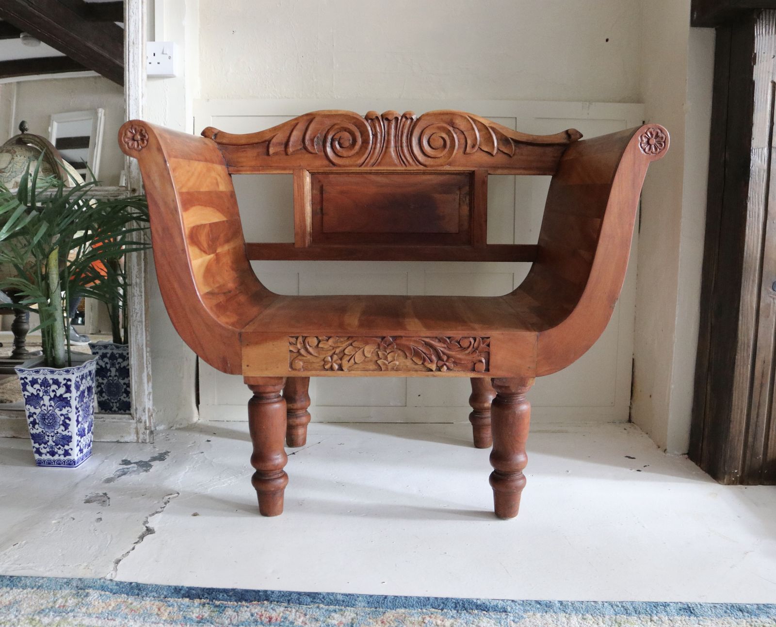 photo vintage Large Eastern Carved Throne Armchair Hardwood