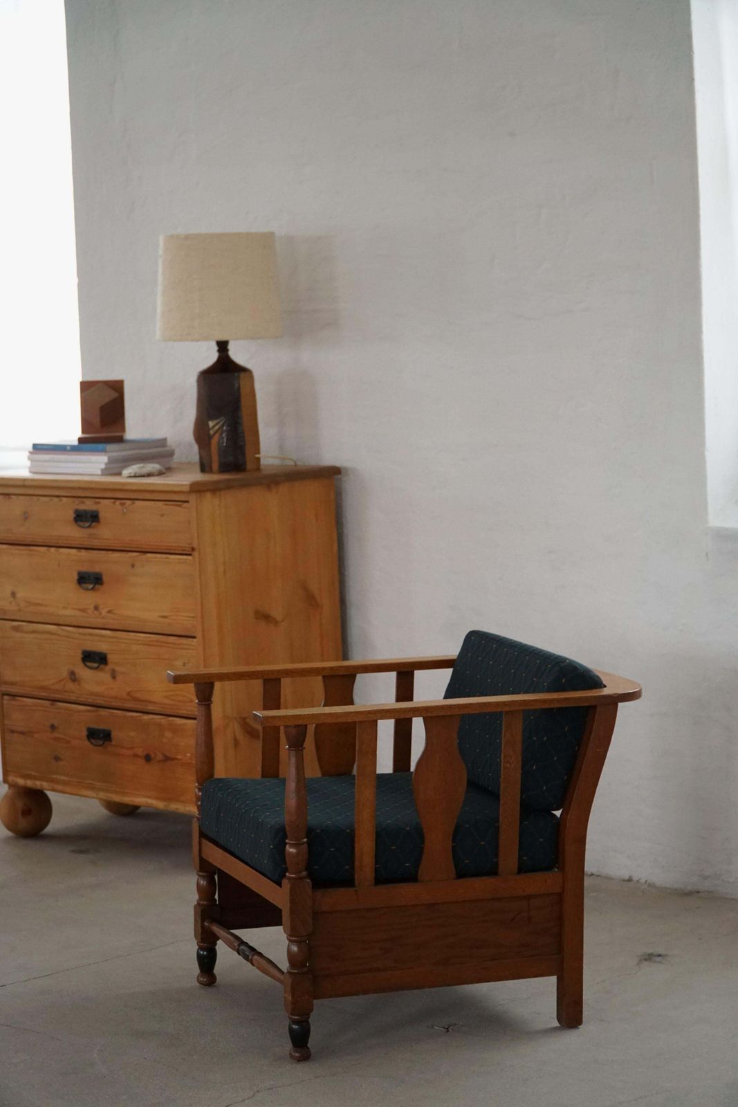 Art Nouveau, Pair Of Lounge Chairs In Oak, Reupholstered In Style Fabric, 1920s photo vinterior