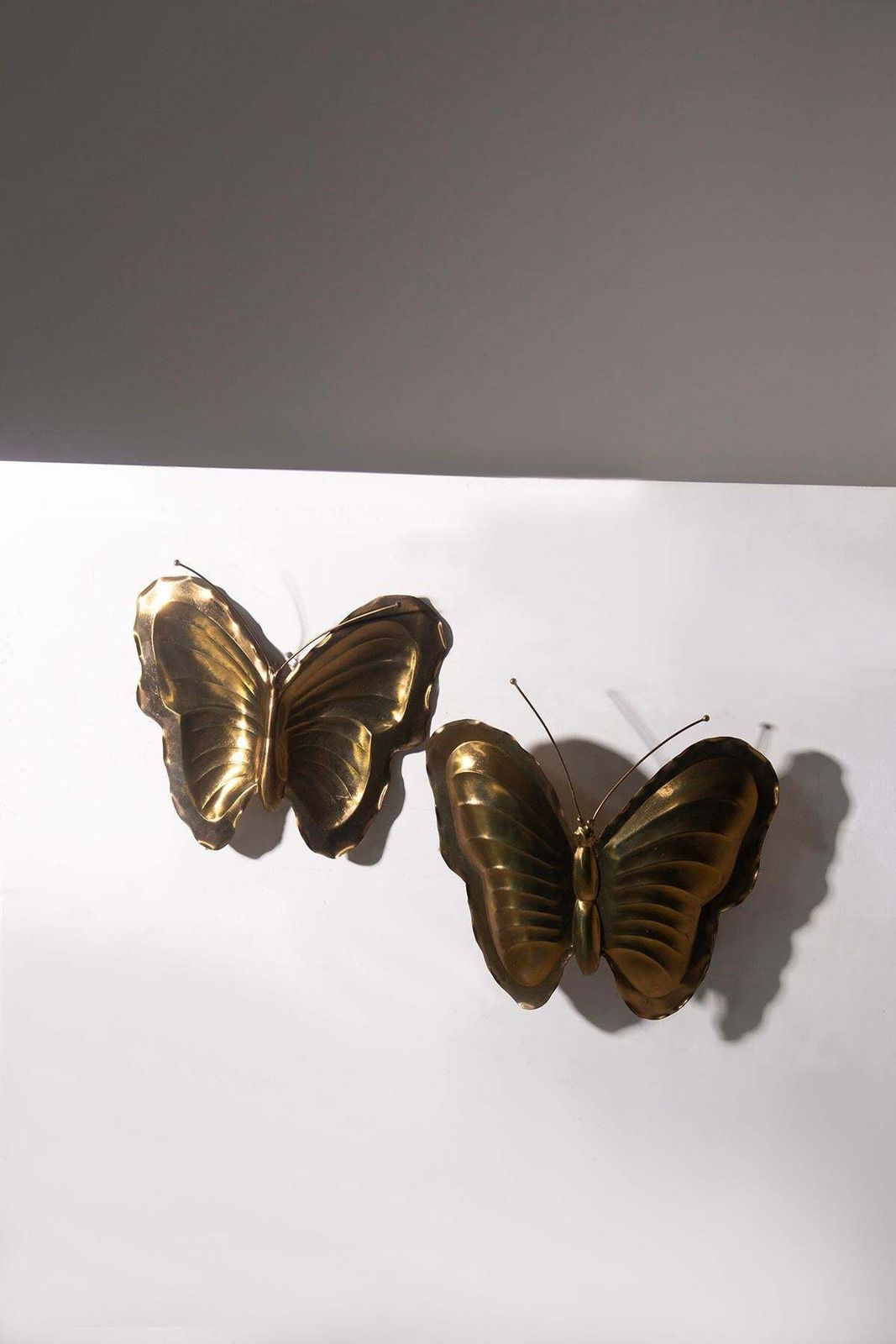 Ravarini Castoldi Milano Pair Of Butterfly Wall Lamps In Gilded Metal, Branded photo for sale