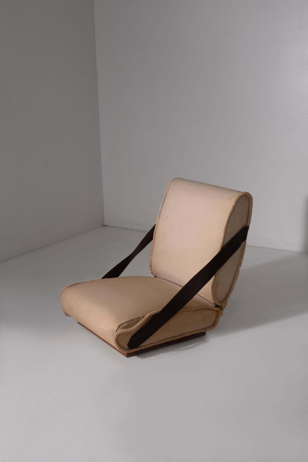 Vintage Italian Armchair In Gio Ponti Style In Original Fabric photo furniture