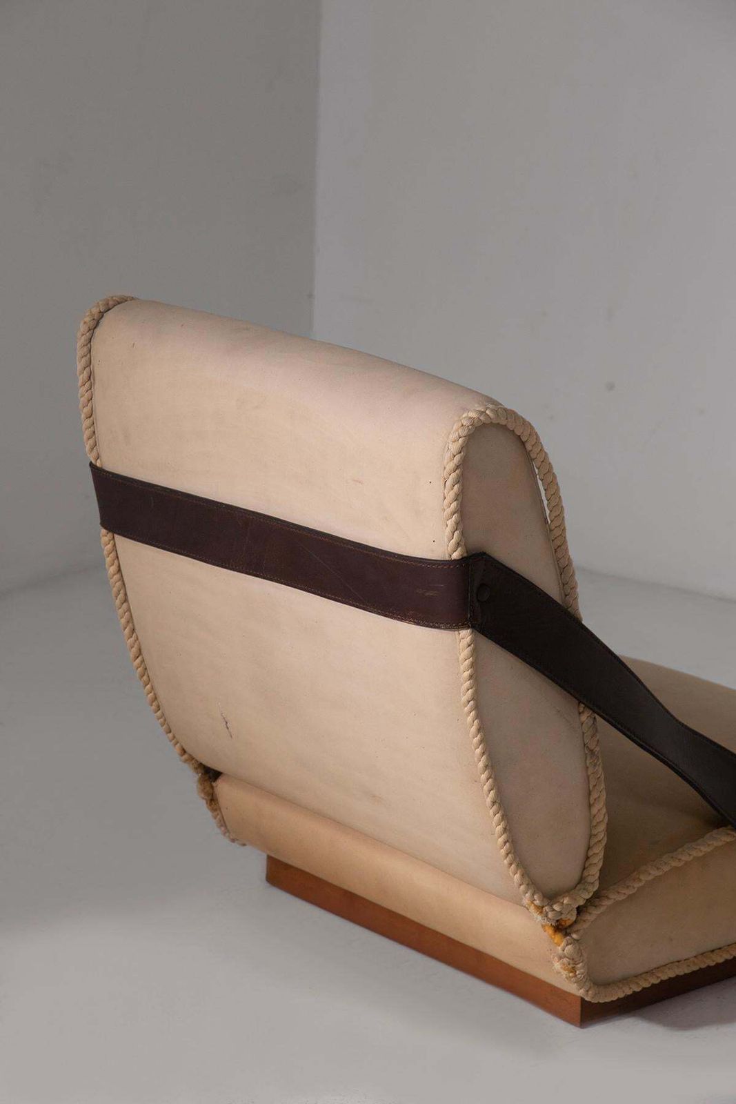 Vintage Italian Armchair In Gio Ponti Style In Original Fabric photo vinterior
