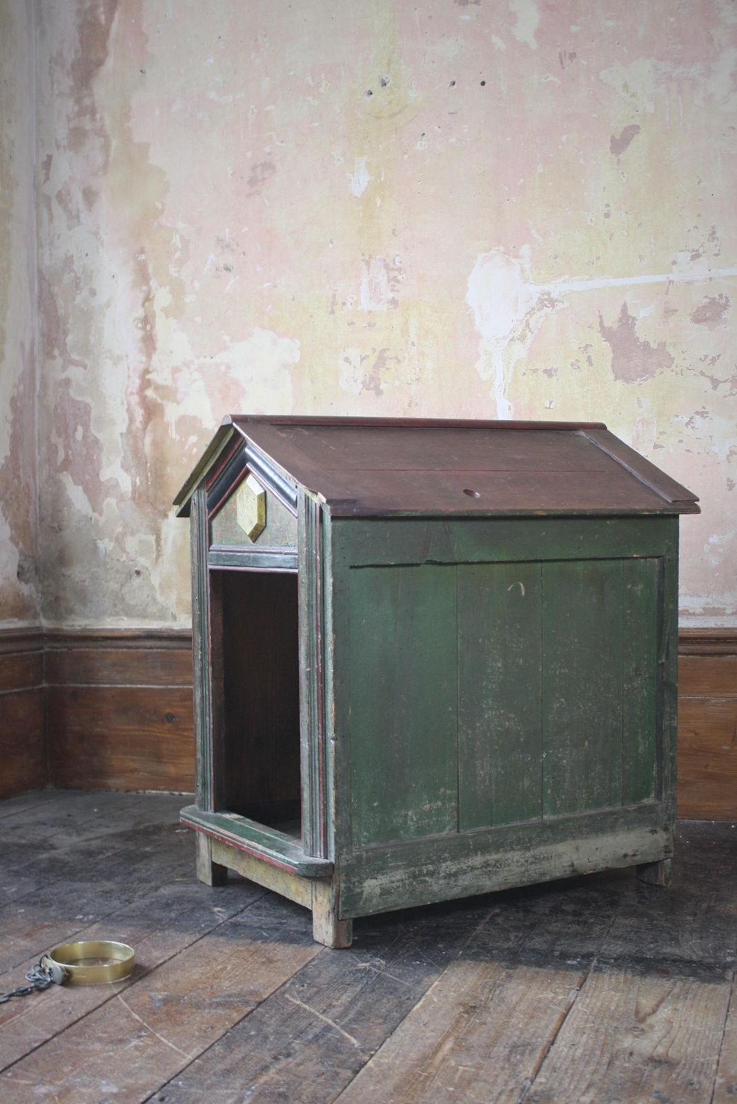 Late 19th Century Original Painted Green Faux Marble Dog Canine Kennel photo Home Decor