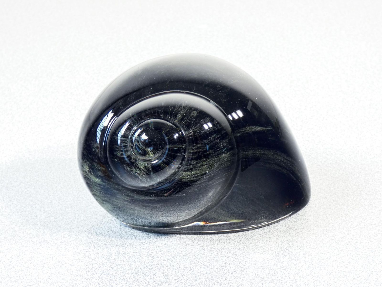 Daum France Crystal Sculpture. Shell. France, 1990s photo Art