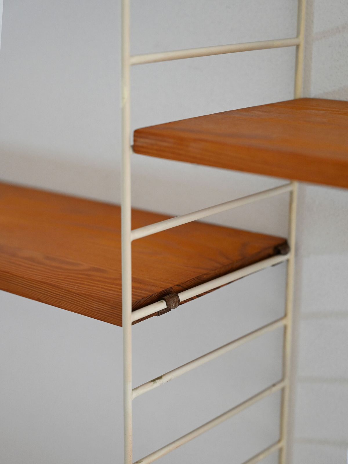 Scandinavisch Wandsysteem Uit De Jaren 1960 In Dennenhout photo 650.0