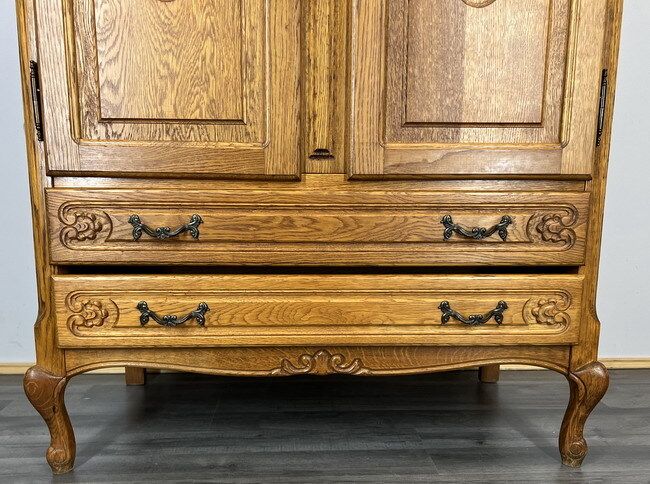 Amazing Vintage French Louis XIV/ Sideboard / Cabinet (Lot 1646) photo vinterior