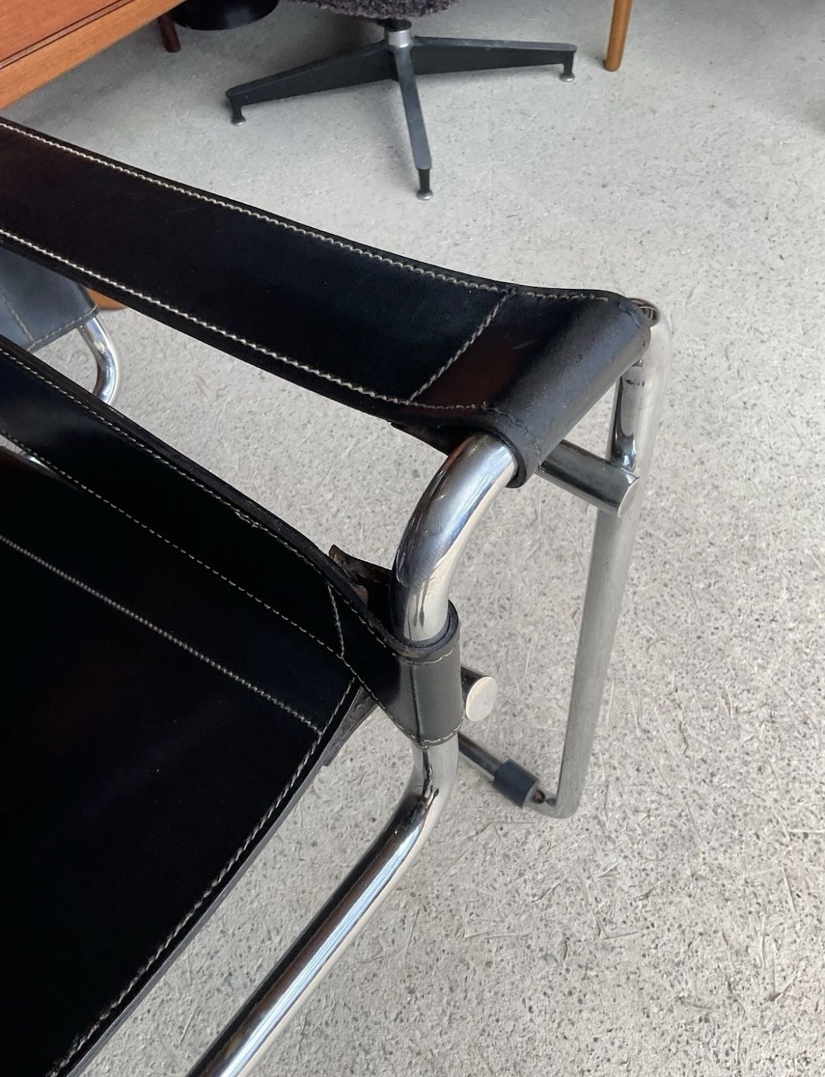 photo vintage Wassily Armchair B3 Gavina Marcel Breuer Vintage Mid Century Style