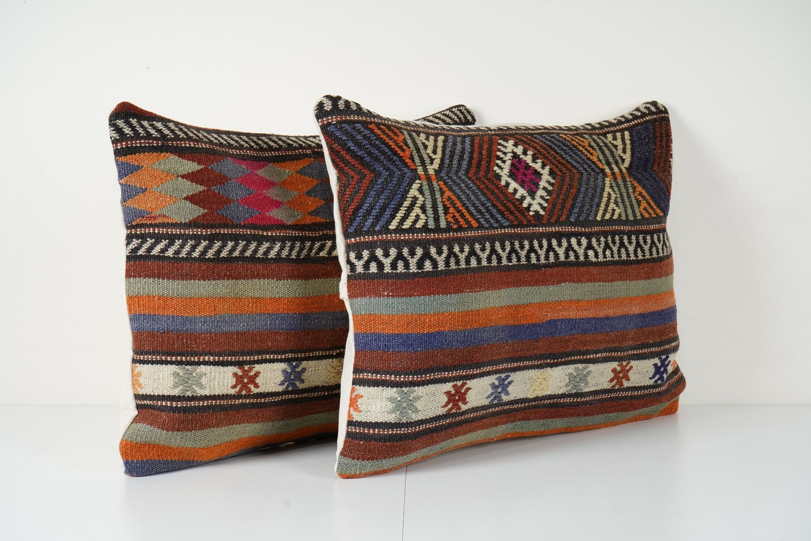 Striped Turkish Kilim Pillow Cover, Set Of Two Geometric Patterned Anatolian Cotton Kilim Pillow, Pair Kilim Pillow Cover photo for sale