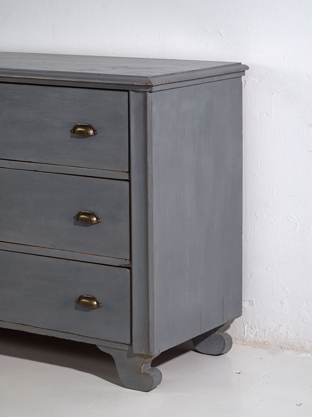 photo furniture Antique Gray Chest Of Drawers (C.1920) #2