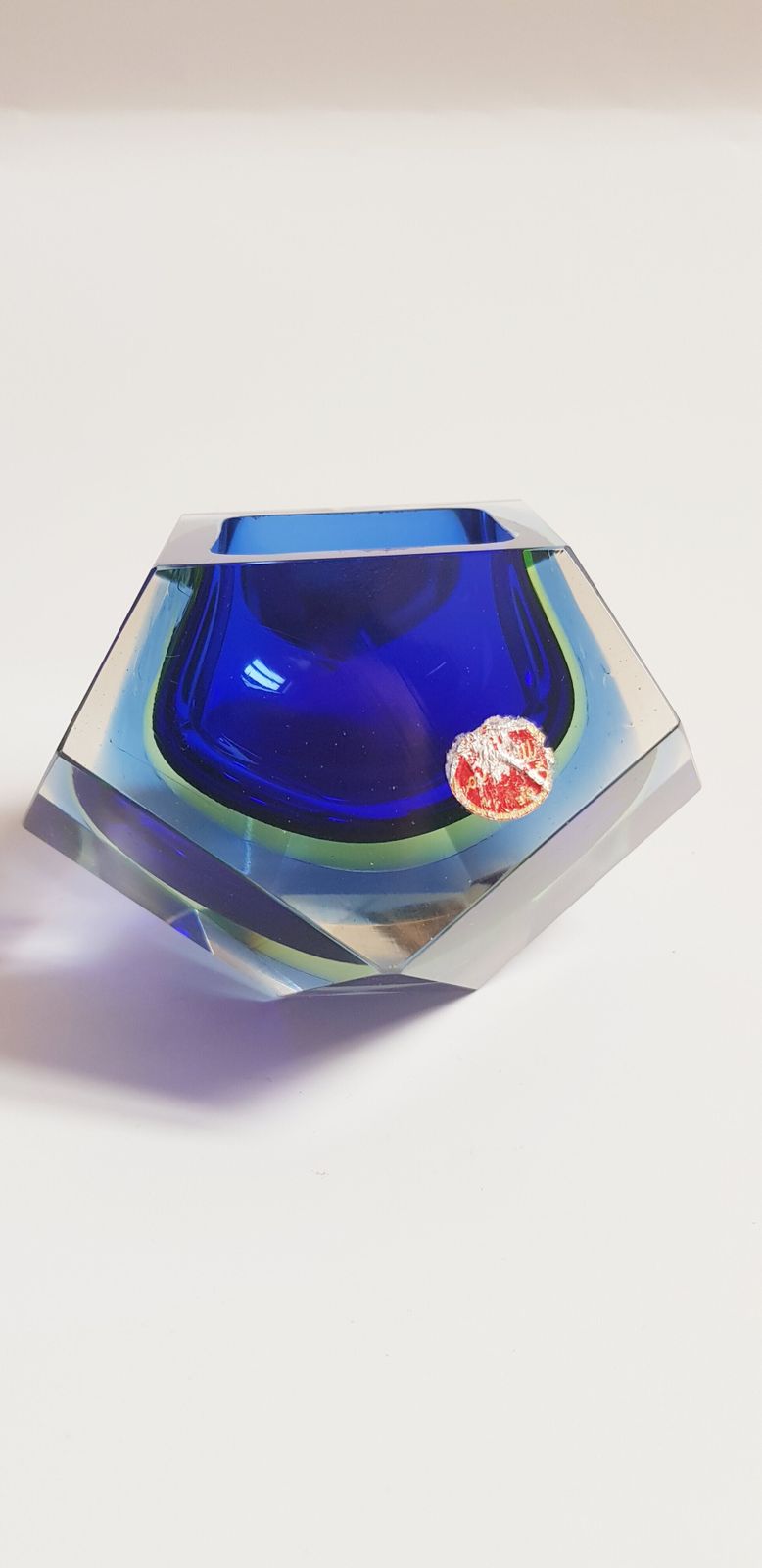 Mid Century Murano Glass Large Sommerso Faceted Centrepiece