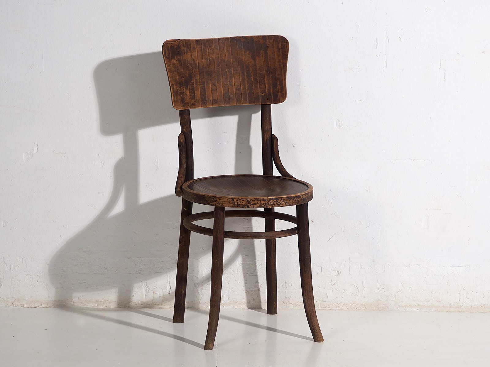 Furniture Antique Bentwood Dining Chairs (C.1920). Set Of 4 Pieces #6 photo
