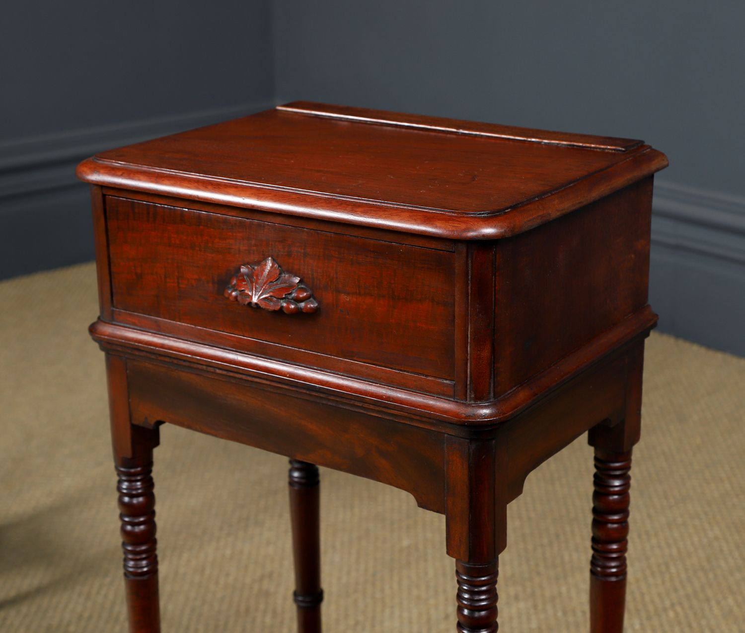 1995.0 Small English Victorian Pair Of Mahogany Bedsides Tables / Nightstands / Chests / Cabinets (Circa 1840) photo