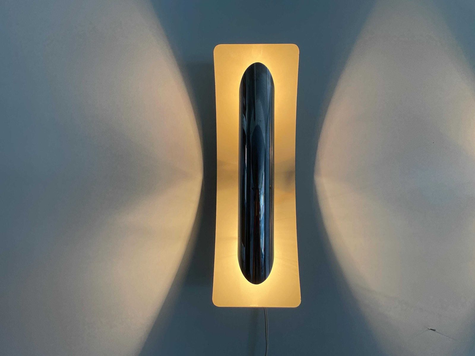 Enamaled Metal And Chrome Head Pair Of Wall Lamps By Reggiani, 1960s, Italy photo 1567.0